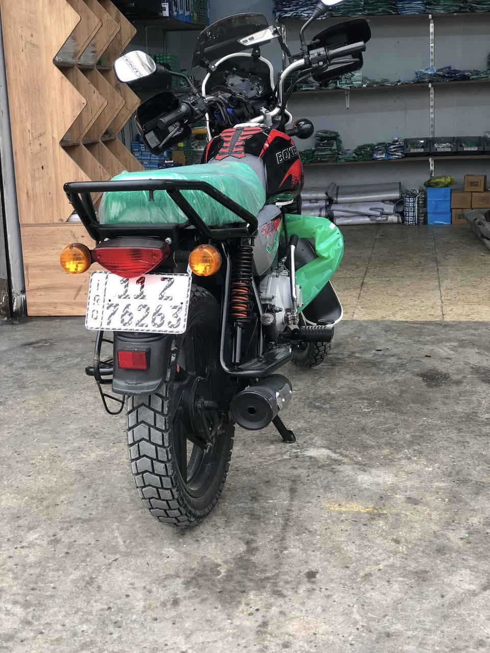 السلام عليكم مرخصت الدمن بوكسر جبلي موديل 23مرقمه كامله لوحات نكليزي مكاني الشعله الدراجه تراي زيرو تخم تايرات دبلات خلفيه السعر 2750وبيه مجال حك الجيه مكاني الشعله


**إذا كنت صاحب هذا الإعلان وتريد حذفه لأي سبب، رجاءا أرسل رسالة إلى الدعم الفني**