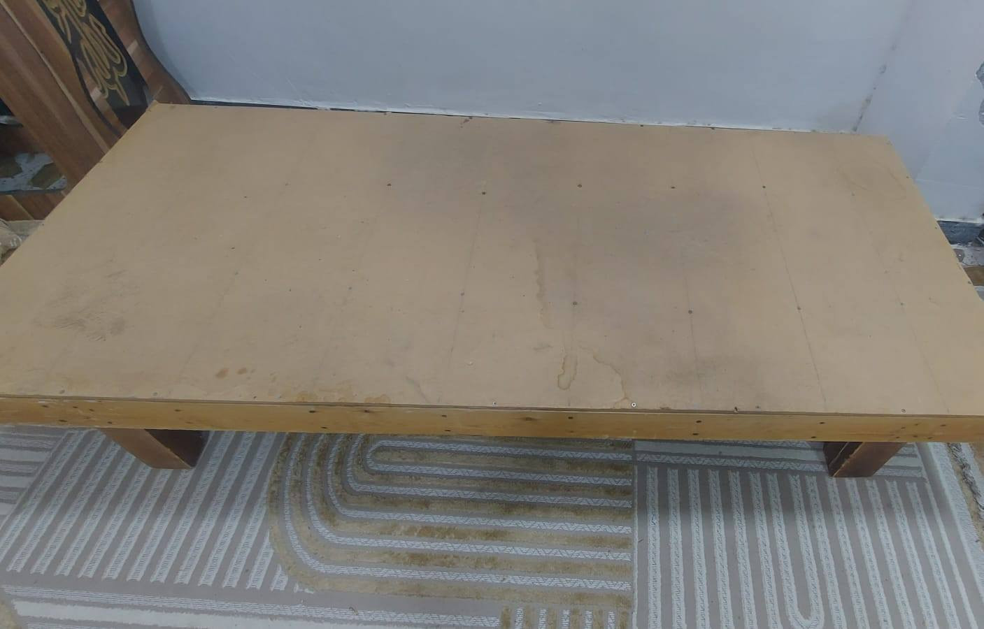 جربايه نفر تسكام 100ديوانيه شارع الخصيمه قرب زها مول الجهه الثانيه جهه قصابيه السجاد داخل الفرع بضبط ***********
