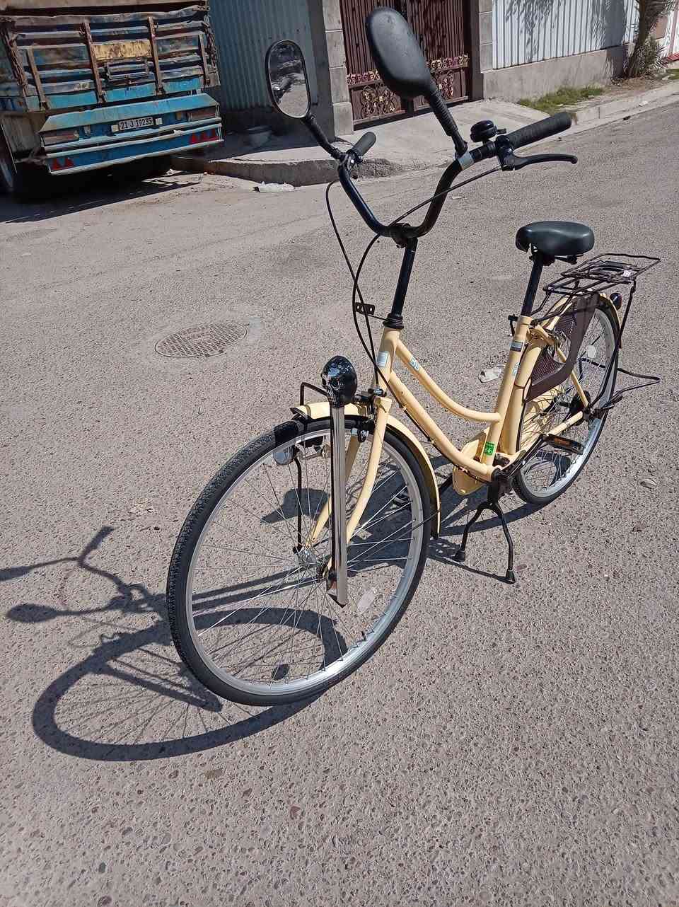 باسكل بناتي البيع مديل2021 حجم 26 نضافه 100 وصارلي من شتريته سبوع وسعر ١٤٥ وبيه مجال رقم  ***********
