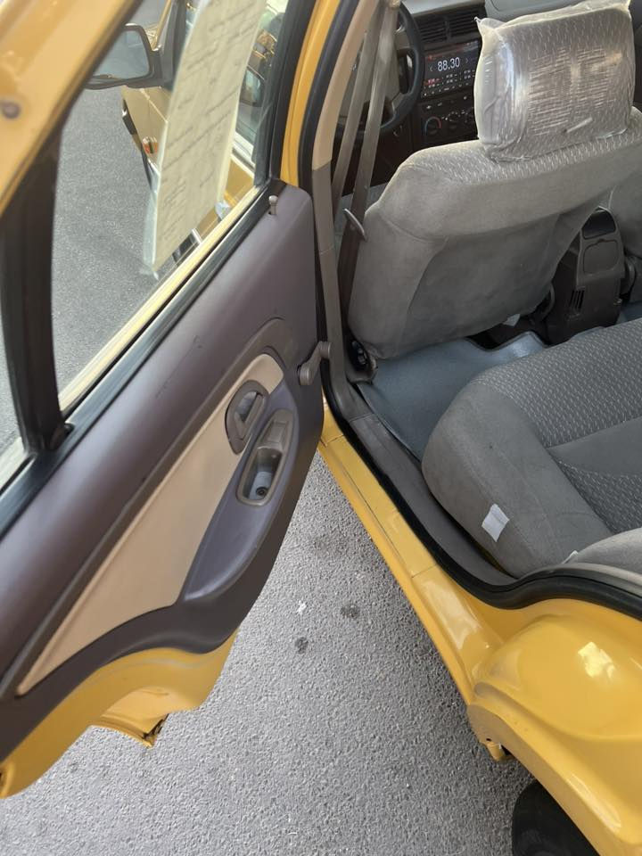 بيجو لميس ٢٠١٦ دشبول عالي كفاله لا خياس ولا تبديل ولا صبغ اصفاح موس رقم دولي بسمي تحويل موباشر مكينه كير حداديه كوله كفاله وبلاديه تبريد ثلج العنوان البياع *********** السعر اتصل ودلل
