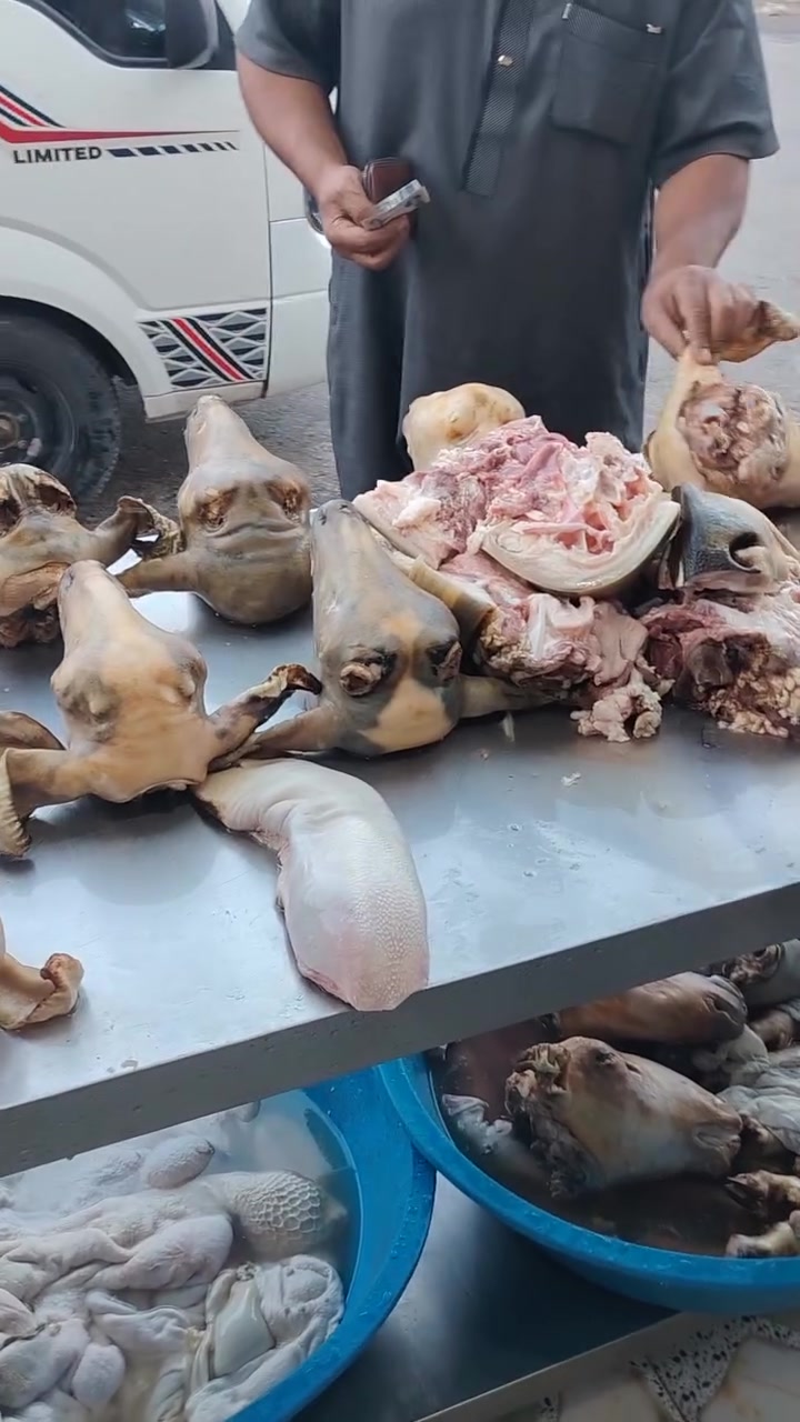 السلام عليكم هاي كلها باچات وكراعين جوه السوك خلي يأكل الفقيرة الباچه ثنين ب 25كراعين حولي ثنين ب 15
***********
السلام عليكم هاي كلها باچات وكراعين جوه السوك خلي يأكل الفقيرة الباچه ثنين ب 25كراعين حولي ثنين ب 15
