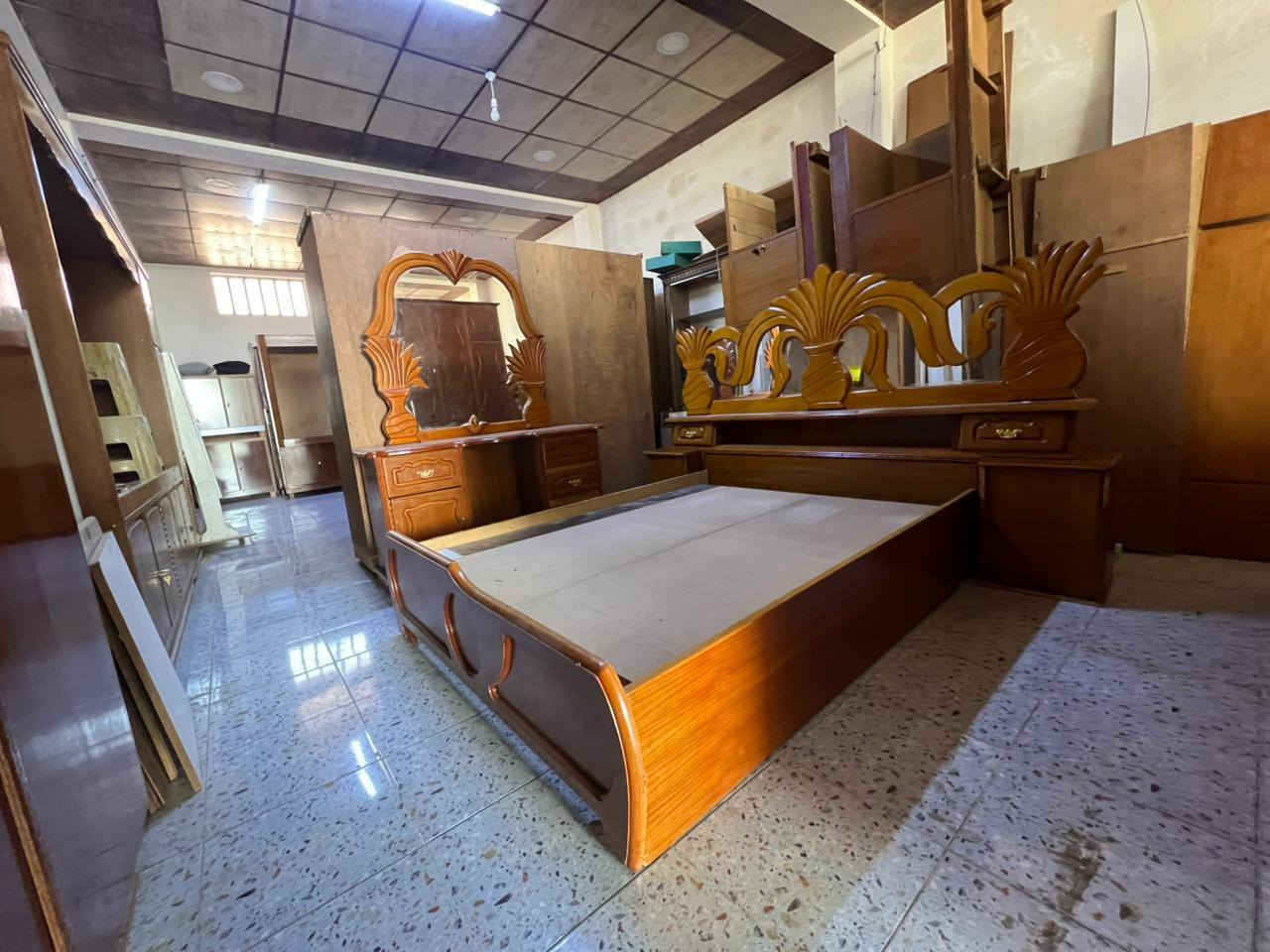 غرفة نوم صاج عراقي معرض يونس نجار للاستفسار ***********
@الجميع
