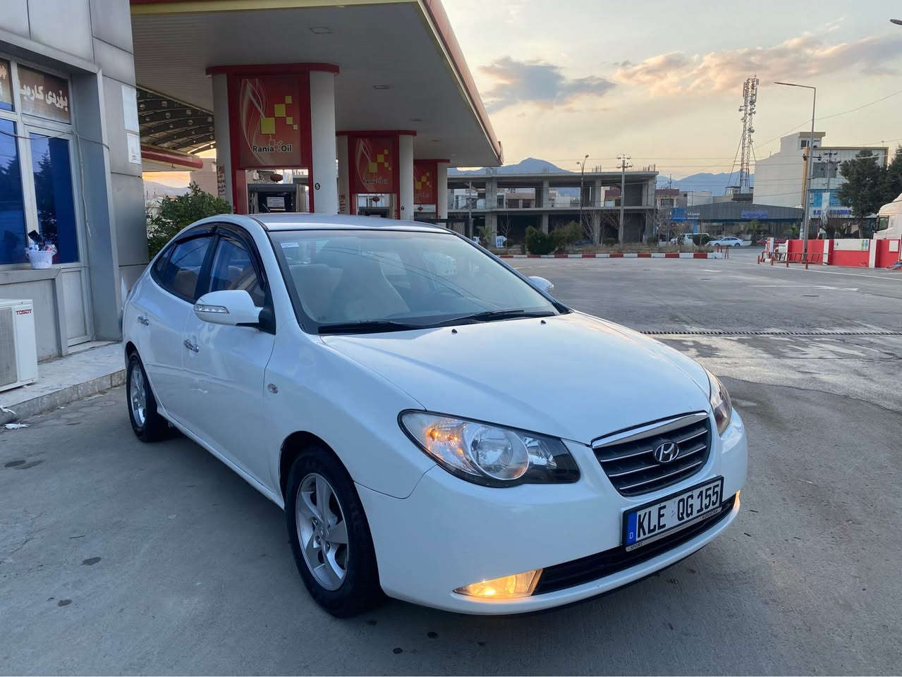 هؤنداي ئاڤانتي مؤديل 2009
سه ياره كه وه سفي ناوي سفره
تايه ي شه ريكه له بن ماوه
گيرومه كينه به شه رت
سه ياره كه زؤر كه م رؤيشتوه150 رؤيشتوه
كامل مه سروف كراوه
ژماره ي تلؤن 
***********
*********** رانية, السليمانية
