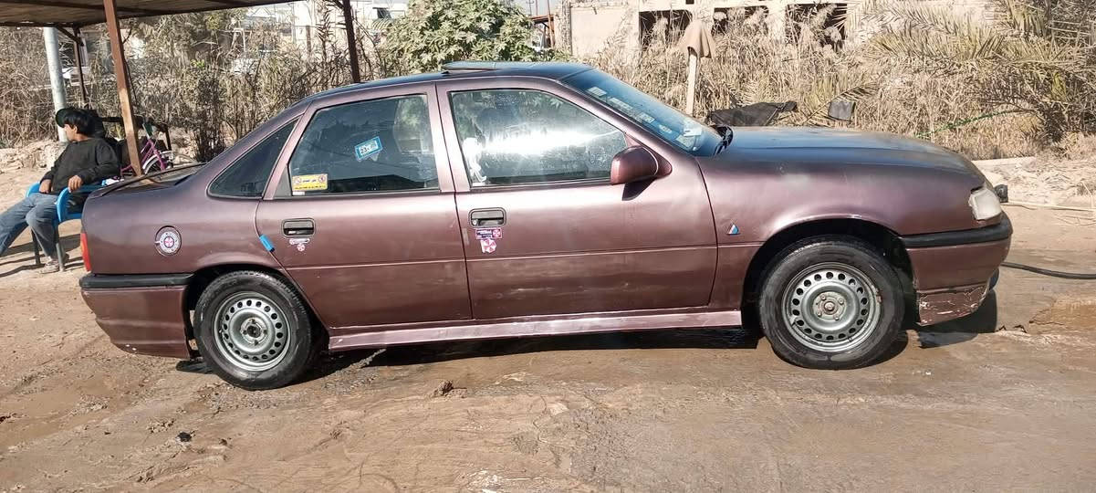 السلام عليكم فكتره لبيع موديل 1994 محرك ١٦٠٠ بااسمي جاهزه السياره السعر 28 وبيه مجال
العنوان الديوانيه المهناويه
***********
