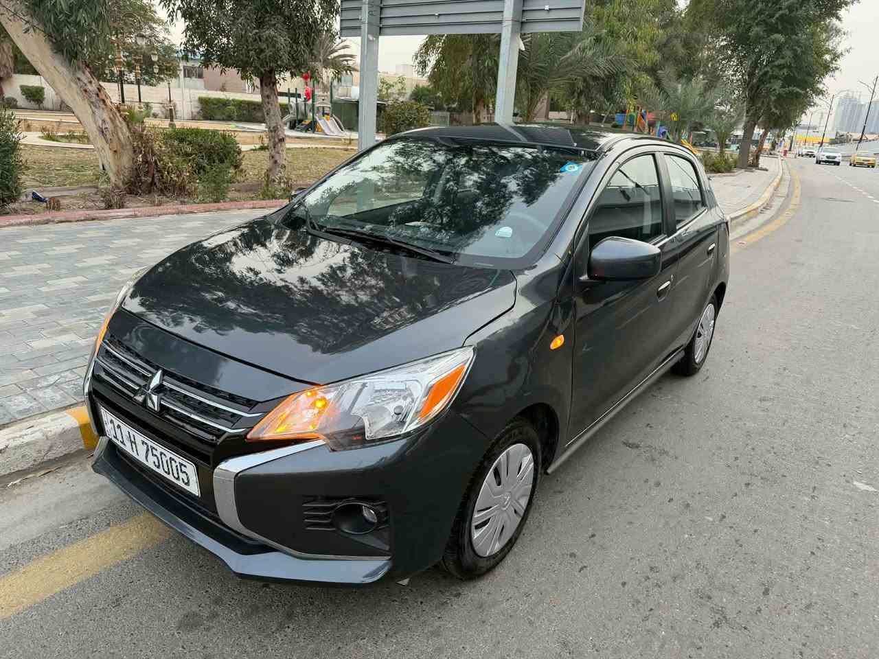 السلام عليكم 
مسبوشي 
ميراج 
2024
شاشه 
كامره 
تحكم استيرن 
كير اتماتيك 
رقم بغداد سنويه ب اسمي 
ماشيه 15 الف
السعر 100 ورقه و بيها مجال 
للاستفسار  ‭0770 659 9049‬
بغداد العطيفيه بغداد, العراق
