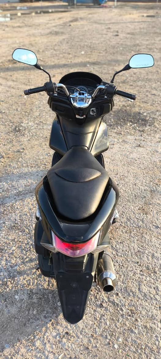 سلام عليكم
بي سي اكس 
كفاله عامة جيل اول ياباني محرك 150 نضام A اخوان دراجه كلش جديدة سعرها مليون و400 مكاني بغداد ***********
