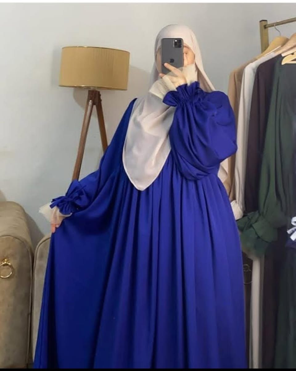 عباية بالشبكة بلا فولار ثوب كريب روزا ممتاز.
طايات  S.M.L.XL.XXL.XXXL


**إذا كنت صاحب هذا الإعلان وتريد حذفه لأي سبب، رجاءا أرسل رسالة إلى الدعم الفني**