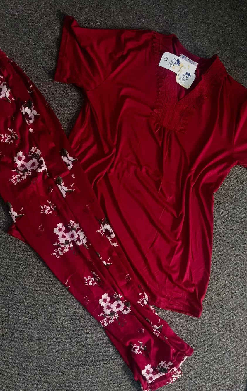 متوفر هذا التراك 
خامه فالينه زبده الاصلي
بي قياسات لل ٣ اكس
بي اربع الوان
سعر ٨


**إذا كنت صاحب هذا الإعلان وتريد حذفه لأي سبب، رجاءا أرسل رسالة إلى الدعم الفني**