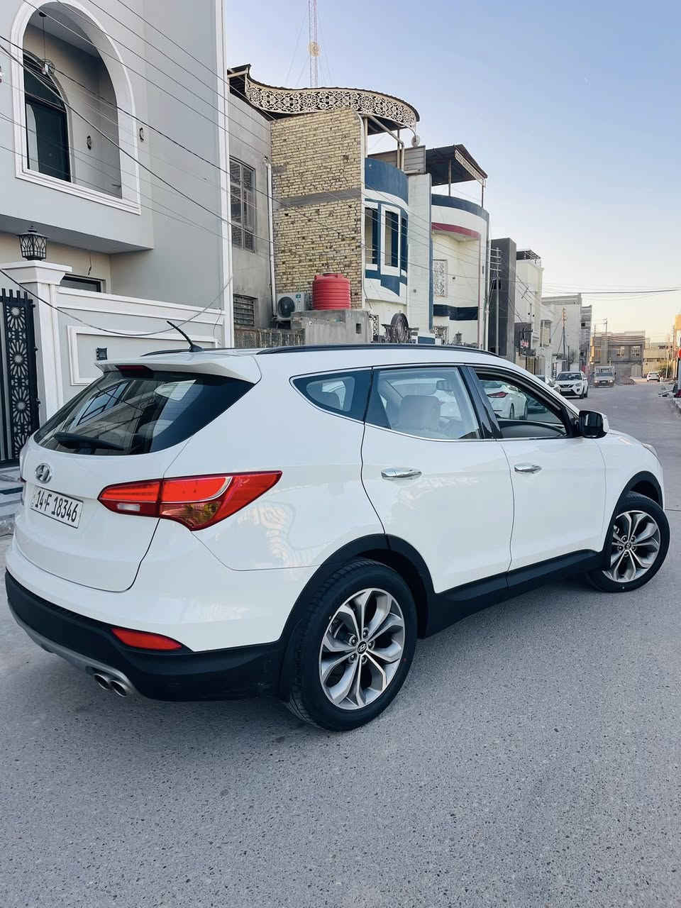 سلام عليكم 
للبيع أو مراوس حسب القناعه 
هونداي سنتافيا 2014 خليجي مكفوله 
من الضربه والصبغ والبارد والتبديل حتى الدعاميات وكفاله محرك وكير رقم دولي جديد باسمي تحويل ثاني يوم سبعه راكب ثلاث قطع تبريد تحكم ستيرا وكامره بالمرايه بلاديه ومري شفط تخم تاير وحداديه كله نافضه جديد مابيه نقص الحمدالله جاهزه 
مكاني البصره الجبيله قرب مول بصره تايم 
للاستفسار 
***********
