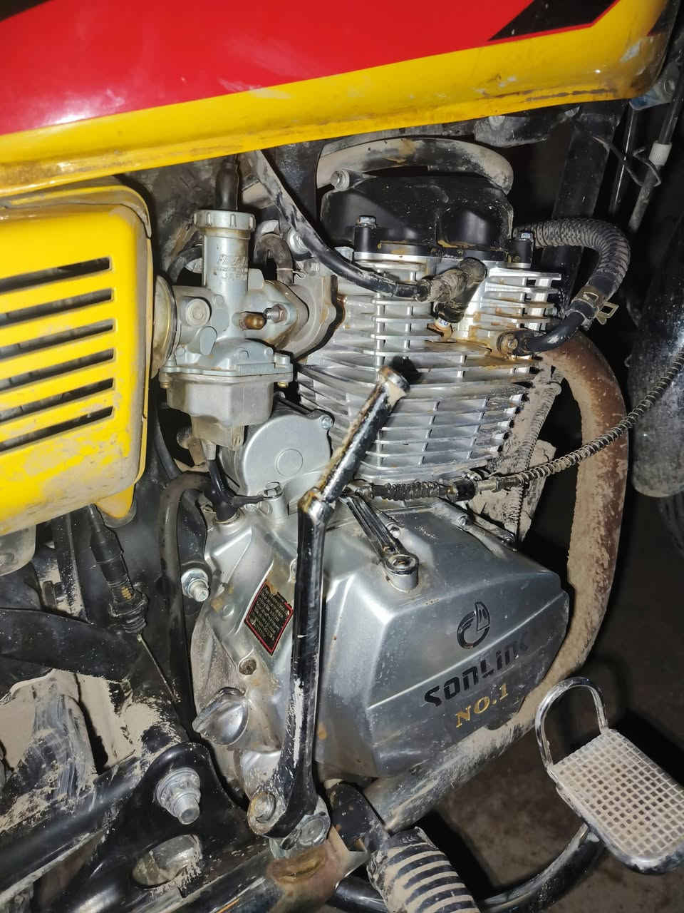 سلام عليكم دراجه للبيع 22نضافه فول مطول مهمول كلشي شقال تجي تفحص اله تاخر ***********
