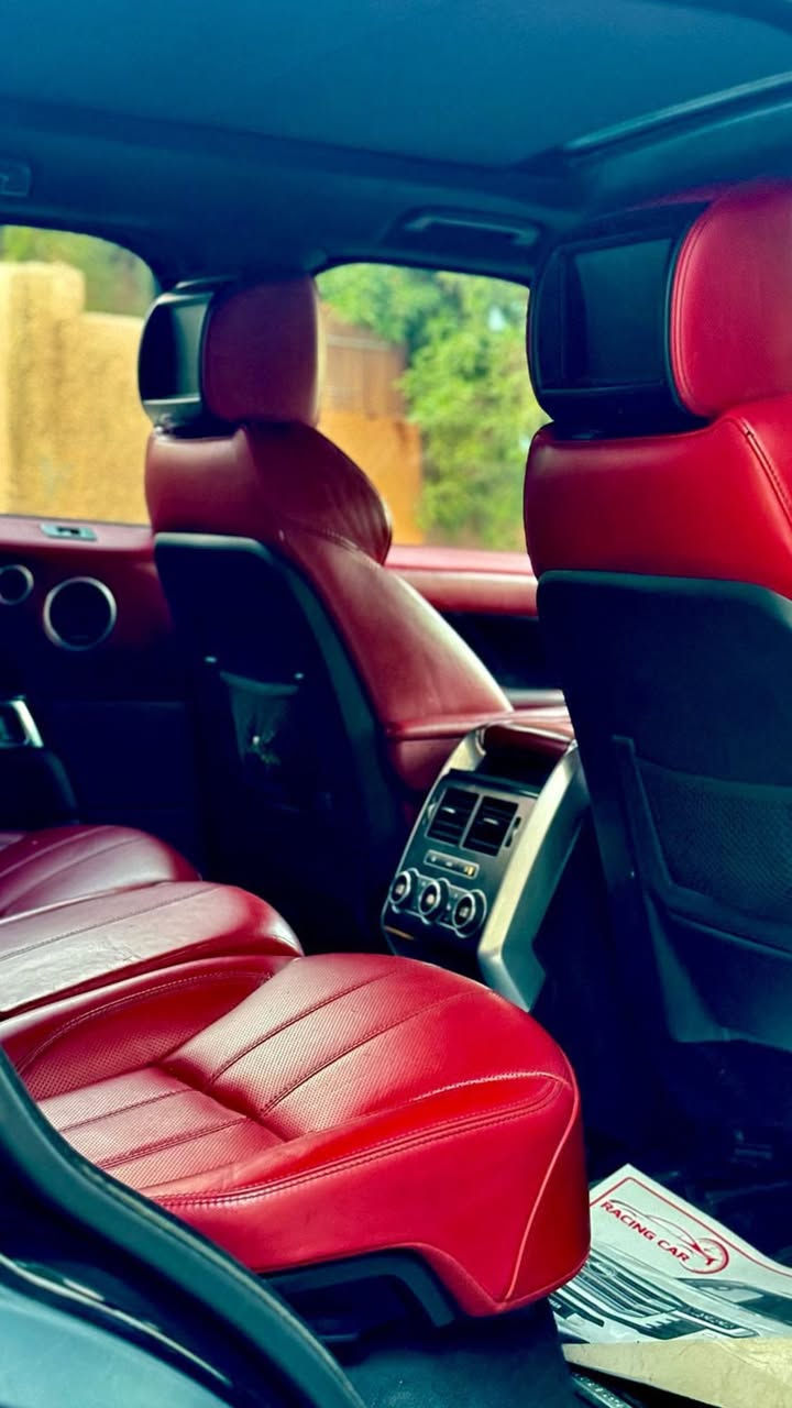 رانج روفر سبورت  2014 فول موصفااااات

خليجي صفر شركة سردار ضمان دولي 

مكفولة كفالة عامة من كلشي حتى من جكة الابرة 

محرك 6 سلندر سوبر جارج  شرط بدون فتح بدون بخار المحرك كلة بشرط مكفول من كلشي 

رقم بغداد هزة وسنوية وبراد كلة جديد 

ادامة كاملة بشركة سردار صفر مسج سيارة  مابيهة كل جزء بالسيارة بشرط من جوبلسات من فلاتر من دسكات
اخوان مستحيل اكو رانج 14 بهيج نضافة السيارة تراي زيرو بشرط تطلع بيهة وين متحب تراي اذا سمعت صوت واحد بالداخل تاخذ السيارة بلاش سيارة ترايهة مال 24 رجائاً
السعر 260
***********
