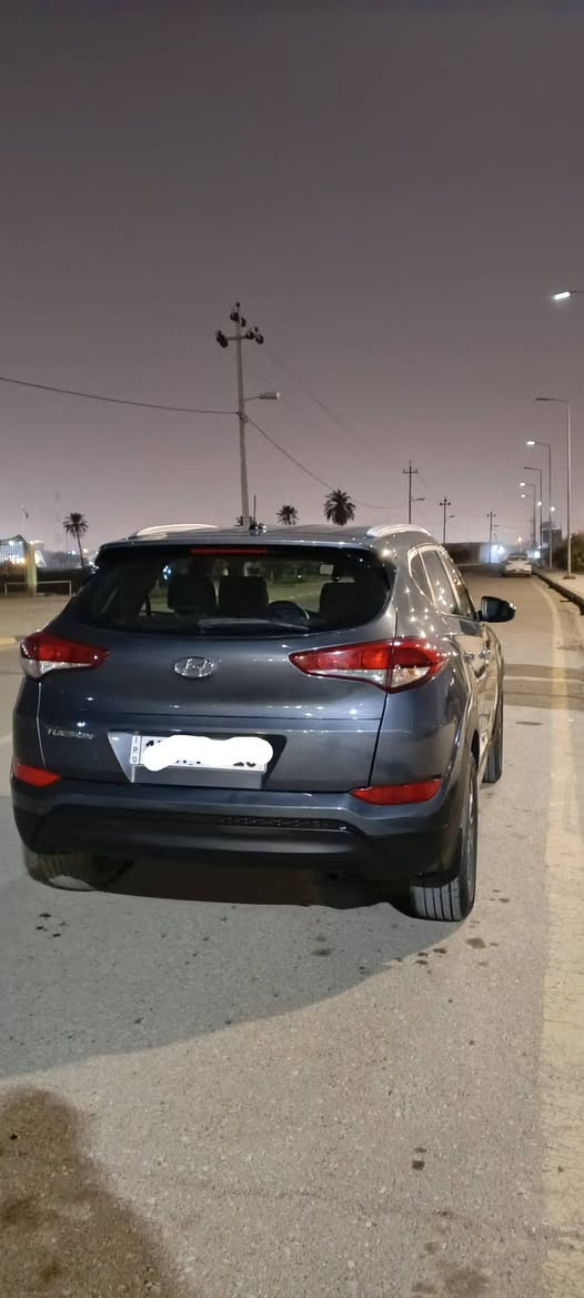 هونداي توسان  2017 وارد امريكي سنويه لاء 2029 جاهز المداور ريد مداور رقم ميسان حره سونار مرفوق بل صور سعر 140 مكان ميسان   ***********
