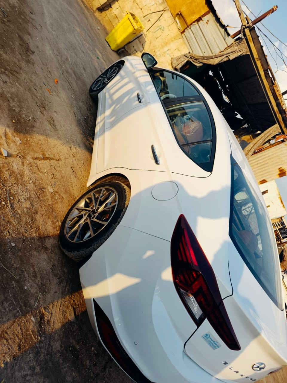 السلام عليكم اليدور جديد و مكفول 
النترا (2020) خليجي فول مواصفات شاشة بصمة فتحة محرك 2000 دوش  مكاني بصرة الجبيلة رقم بغداد بسمي تحويل ثاني يوم السعر والاستفسار أكثر أتصل على صاحب السيارة (***********) أني مكلف بل نشر
