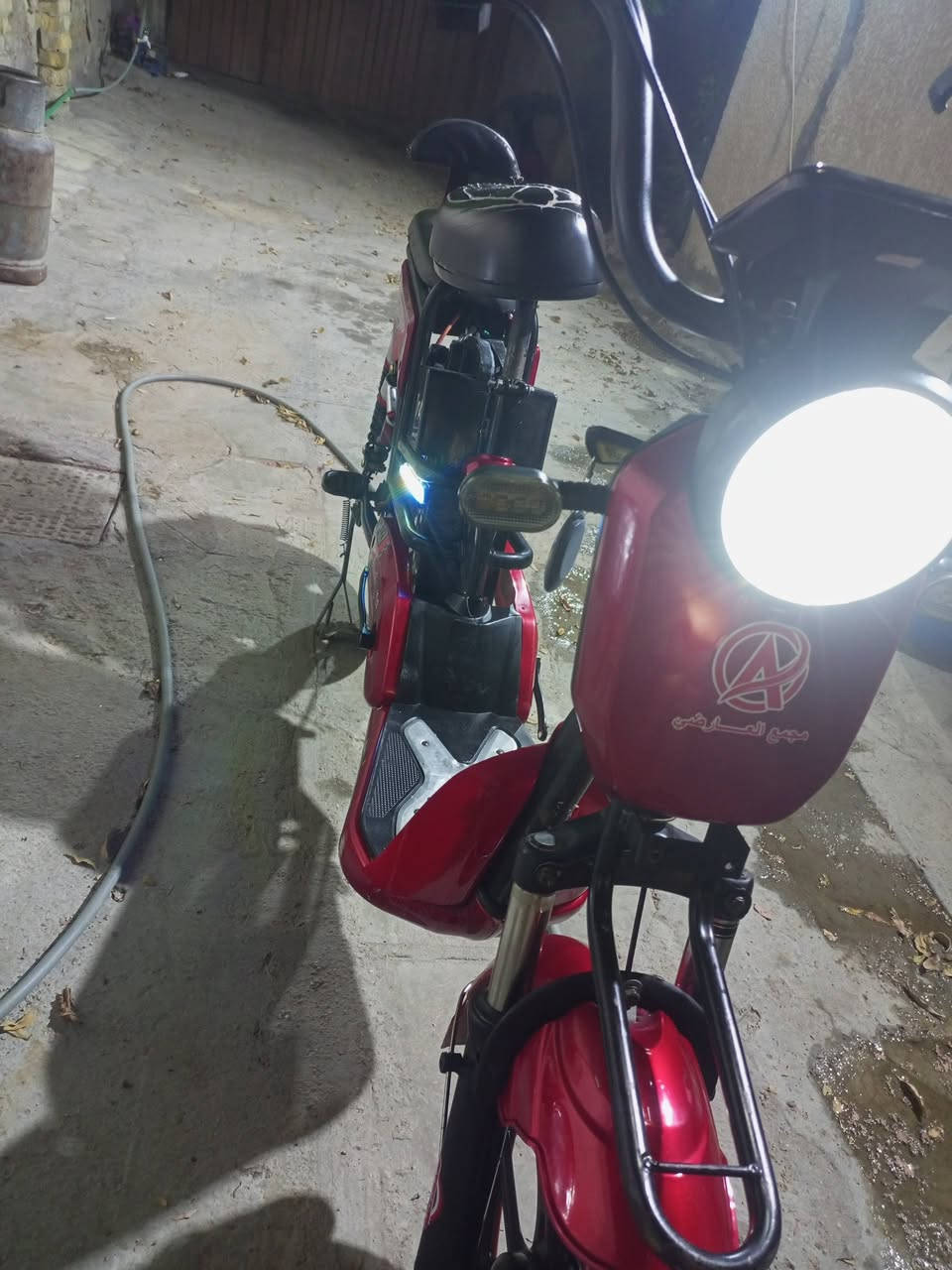 بيع دراجه شحن حجم 20 أربع بطاريات و أربعة سرع
 جديده مكان نجف الاشرف سعر350و بي مجال لطيبين رقم الهاتف ***********
