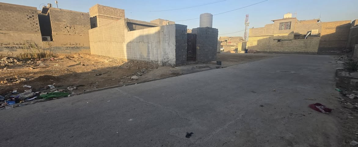 السلام عليكم ...
قطعة ارض للبيع / المساحة ٢١٠م والسعر مناسب 
والي يريد نصهة هم ابيعلة 
العنوان الحميدية شارع السبيس مقابل شبكة كورك 
بالفرع مال بيت ابو زكي
***********

