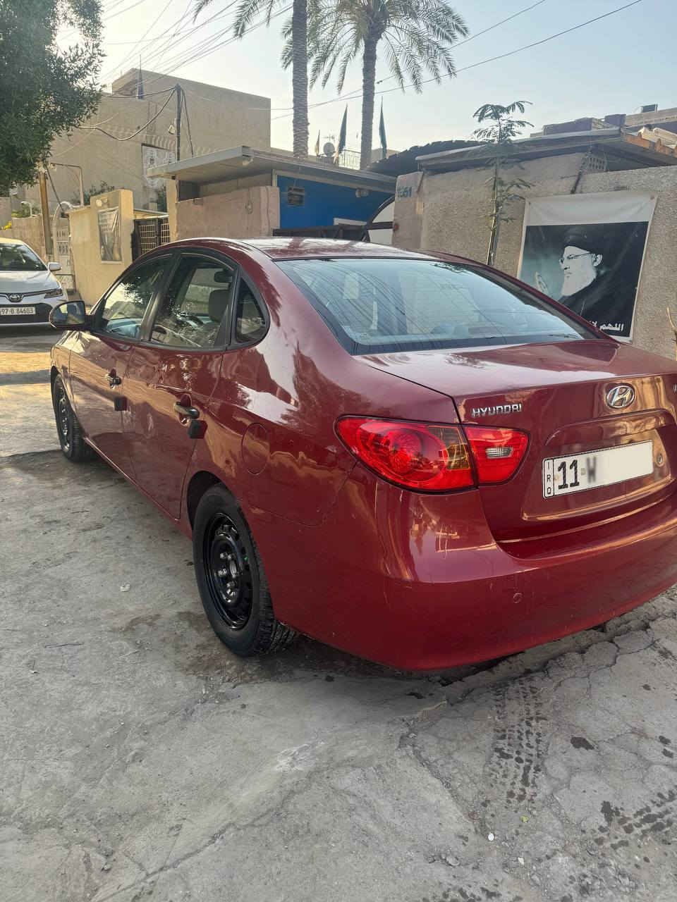 السلام عليكم ورحمة الله وبركاته 
للبيع هونداي الانترا خليجي مكينه 2000 
موديل 8 بغداد باسمي مكفوله من الصبغ والتبديل 
فقط بيها بارد مكانات وين متريد تفحص اني بالخدمة 
السعر98 وبيها مجال بسيط العنوان بغداد الكراده 
موبايل ***********  ملاخظه اخوان ارجو 
من جنابكم المبارك بلا تعليقات وكسران أو خاص 
والكلمه الطيبه صدقه وجزاكم الله خيرآ
