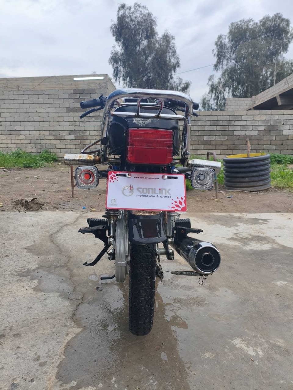 سلام عليكم ورحمه الله وبركاته
متاح ماطور للبيع 
تايكر موديل 23
محرك شرط 
كهربائيات كلها شغالا
نضافه مثل ما موضح بالصور 
ماطور كامل وجاهز كلو شرط وشغال 
سعر وباقي تفاصيل متواجد خاص


**إذا كنت صاحب هذا الإعلان وتريد حذفه لأي سبب، رجاءا أرسل رسالة إلى الدعم الفني**