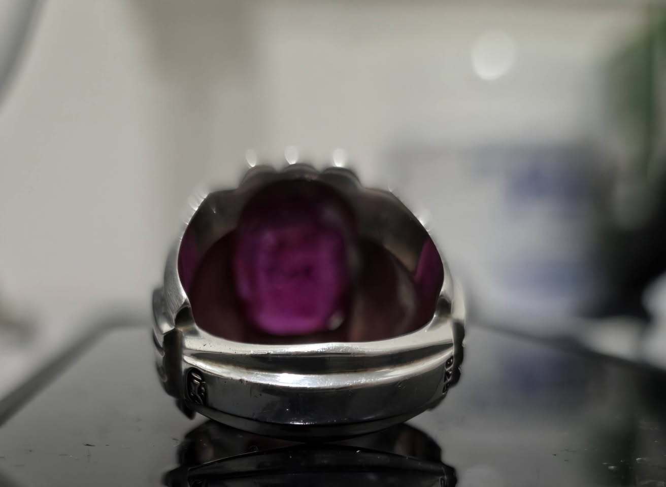 محبس ياقوت أفريقي
محبس ياقوت أفريقي مشروط 
صياغه المبدع امين 
المقاس ٢٣ 
البيع داخل نطاق الحله او بغداد فقط 
التواصل علي الخاص فقط


**إذا كنت صاحب هذا الإعلان وتريد حذفه لأي سبب، رجاءا أرسل رسالة إلى الدعم الفني**