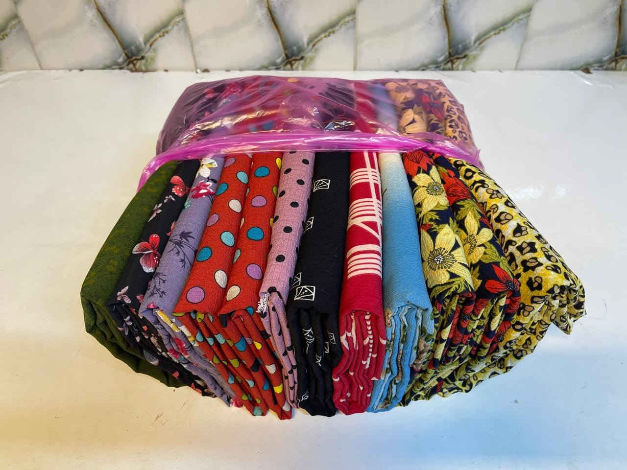 جمال النقشات والوان❤️❤️🔥🔥 ( كريشه اصلي مطاط) 🔥🔥❤️
درزن يحتوي 10قطعه ب الوان  ونقشات مختلفه 🔥🔥🔥

لسرعه تثبيت الحجز ع الواتساب  ***********📞📞📞
 
او زورونا بغداد الشورجه سوق الاقمشه قرب مصرف الرشيد 🥰🌹

#أقمشة #تخفيضات #فولو #جملة #اقمشة #تخفيضات🌹😍 #جملة👑 #خياطة #ملابس_نسائيه #مشاهير #دشاديش_نسائيه
