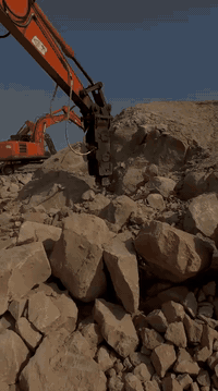 متوفر جك همر لليجار وبسعار مناسبه العمل في جميع  المحافظات  ***********
