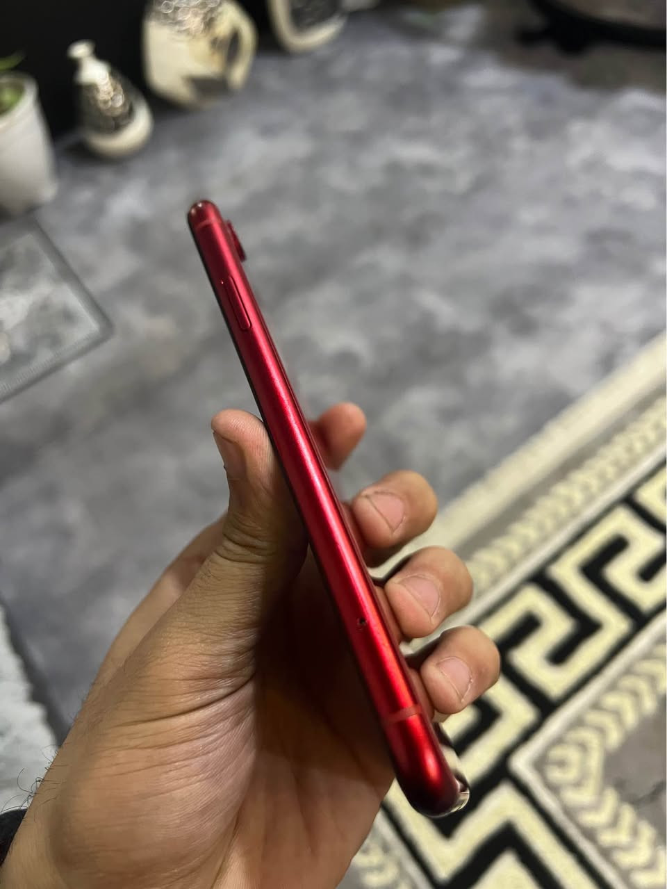 ئيكس ار 
٦٤ گيگا و پاتري ٧٨ بيلادية 
موبايلةكة زور خاوين ماوةتةوة بي كيشةية تةنها شاشةي گوراية دةرةجة يةك بةزةمان بي كيشةية 
سعري ١٣٠ هةزار قفليتي تكاية محامةلة تيدا نية 
رقم*********** أربيل, العراق
