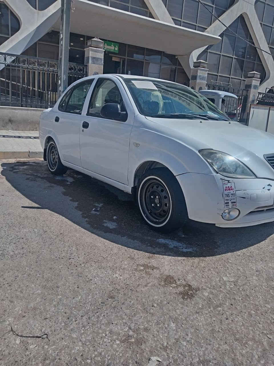طيبه موديل 18نجف نضيفه
گير محرك كهرباء تايرات تبريد
كل شي جيد مصبوغه لان كانت
اجره سنويتها 30 انكليزي
السعر 42 //اتصل 
***********/مكان السياره نجف
