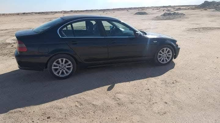 السلام عليكم
بي ام E46
 موديل 2004
محور 300 محرك ملكه
لا صبغ ولا ضربه سياره جديده
حداديه 70
 تبريد شغال
شاشه كبيره
الغرفه كلش حلوه
رقم ذي قار
السعر 38 قفل


**إذا كنت صاحب هذا الإعلان وتريد حذفه لأي سبب، رجاءا أرسل رسالة إلى الدعم الفني**