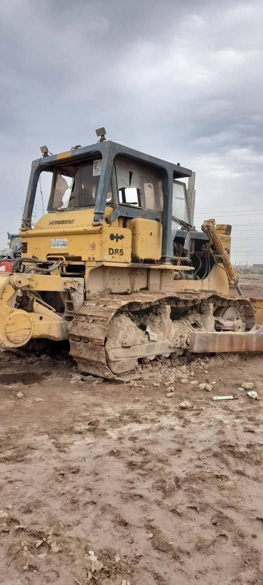 السلام عليكم ورحمة الله وبركاته اخوان بلدوزركوماسو ٨٥الحجم الموديل ٨٥مكفوله كفاله عامه الاتصال على الرقم *********** او ***********
