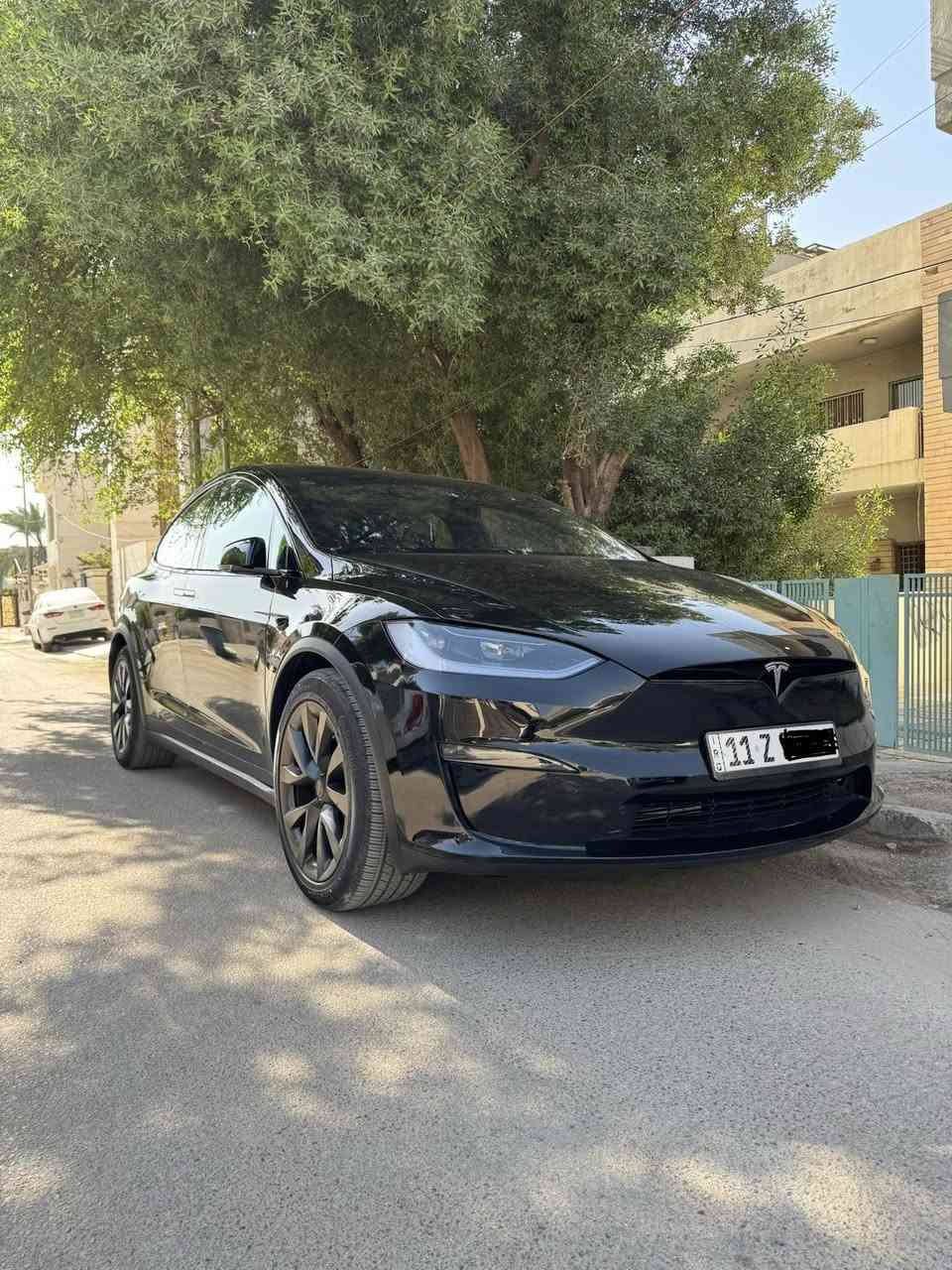 تسلا موديل X
سنة الصنع 2023 
عدد الاحصنة: 670 حصان 
البطارية: long range 560km
القطع المتضررة: قطعة واحدة جاملغ امامي مستبدل 
السعر:39000$
صور الضرر وصور السيارة كاملة موجودة 
التواصل: ***********
