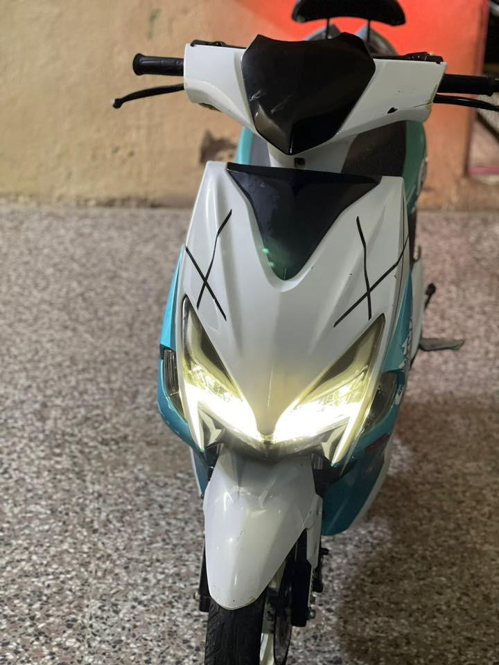 السلام عليكم ورحمة الله 
دراجة ماكس fs صيني دراجه كفرات بلادية 
مكينته نضيفه مكفوله من نضوح وتبخير دراجه متروكه 
تجي تشغل وتطلع جطل
باتري جديد بس كاعد نقوصاته بسيطه ستاندات صفح و الوسطي
متحتاجهن🤣 كهربائيات كاملة ابيع كوم حديد حبايب 
مكانة مدينه الصدر قطاع ٦٧ 
سعره ٢٠٠ وبيه مجال بسيط 

‭٠٧٧٧ ٢٢٩ ٠٣٣٨‬ هذا رقم بي واتساب وعلى الخط هم موجود خاص بل فيس ما اجاوب
