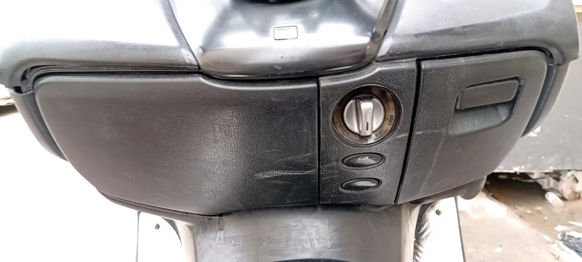 دراجه 8/0
دراجه للبيع بصمه 
لايت زنون صالنصه رياضي 
الدراجه خير من الله 
العنوان نجف والسعر مليون 
واتساب ***********
