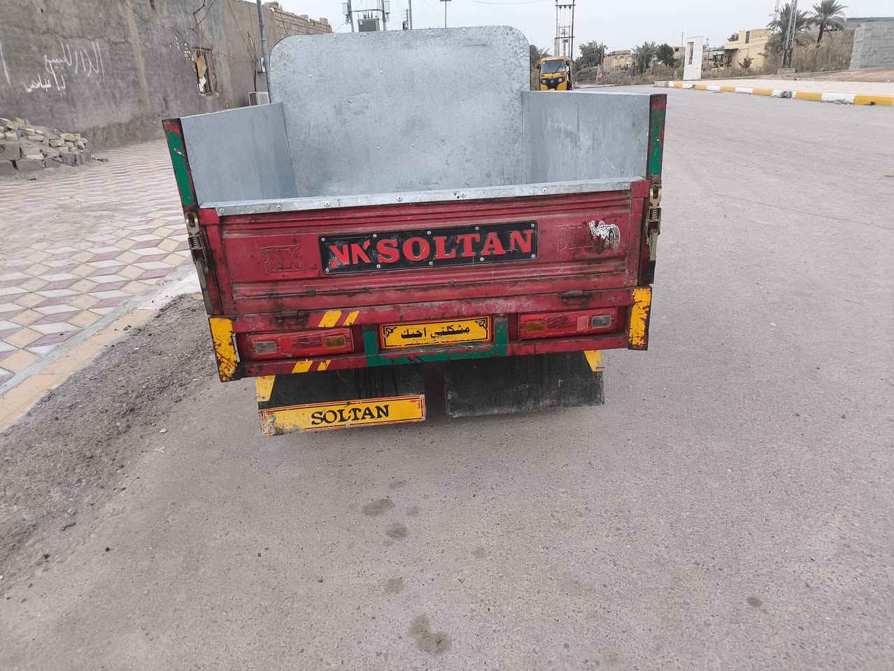 سلام عليكم ستوته سلطان البيع مديل 18 الوكيل بشارع بغداد الشراي يخابرني على هاذه الرقم ***********
