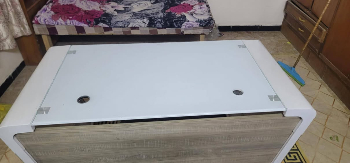 ميز مكتبي للبيع ثقيل سعرة 200 وبي مجال
وجه فايبر صفاح المنيوم سطح زجاج 5 ملم نوع جيد جداً ينفع للمكاتب للتواصل خاص


**إذا كنت صاحب هذا الإعلان وتريد حذفه لأي سبب، رجاءا أرسل رسالة إلى الدعم الفني**