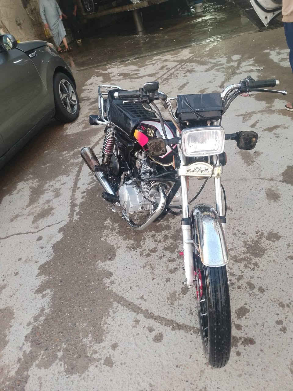 سيفان موديل 24 اوراق وصل كمرك مدفوع دراجه يرادلهة نواقص بصيطه قفلهة قفلهة 500.
فقط واتساب***********
