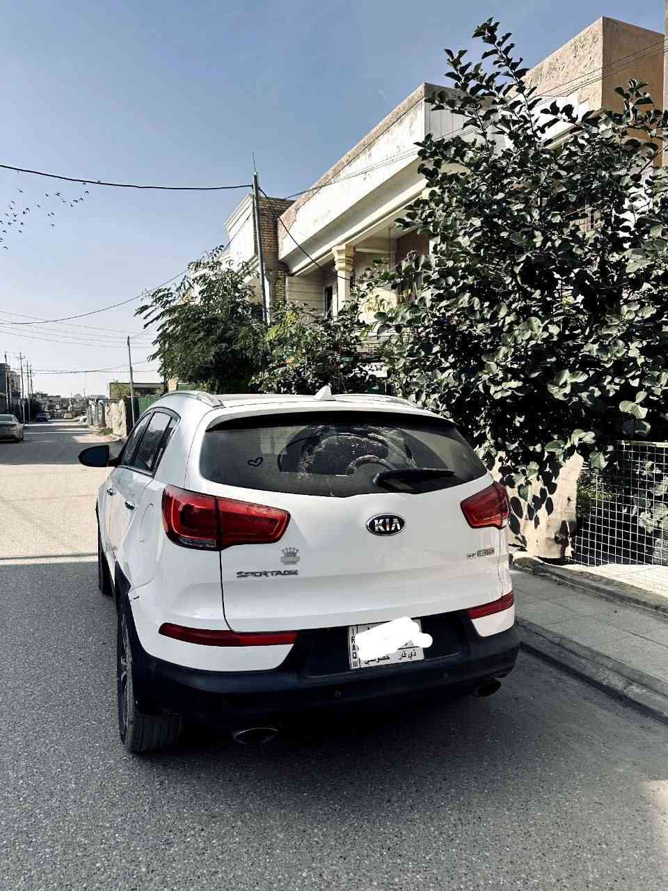 السلام عليكم
كيا سبورتج ٢٠١٦ محرك جي دي آي GDI ٢٠٠٠ تيربو سليم والكير سليم حادثها باب الصدر ومبدل مواصفاتها فول مواصفات(بانوراما-شاشه-بصمه-بصمه بيبان-كراسي كهربائي) حره  رقم ذي قار بأسمي السياره نظيفه بس بيها دحچه يم الجاملغ الخلفي ترجع ع بارد وبيها تكحيل بسيط بالباب والسياره استخدام شخصي سياره دكتوره وماشيه 112 الف
السعر 148 وبيها مجال بسيط مكانها ذي قار
للاستفسار: ***********
(مكلف بالنشر)
