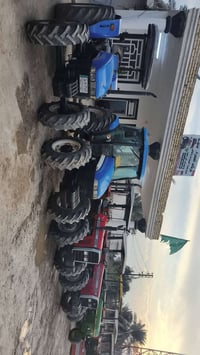 معرض أبوأحمد حاتم • بابل • الخميسية