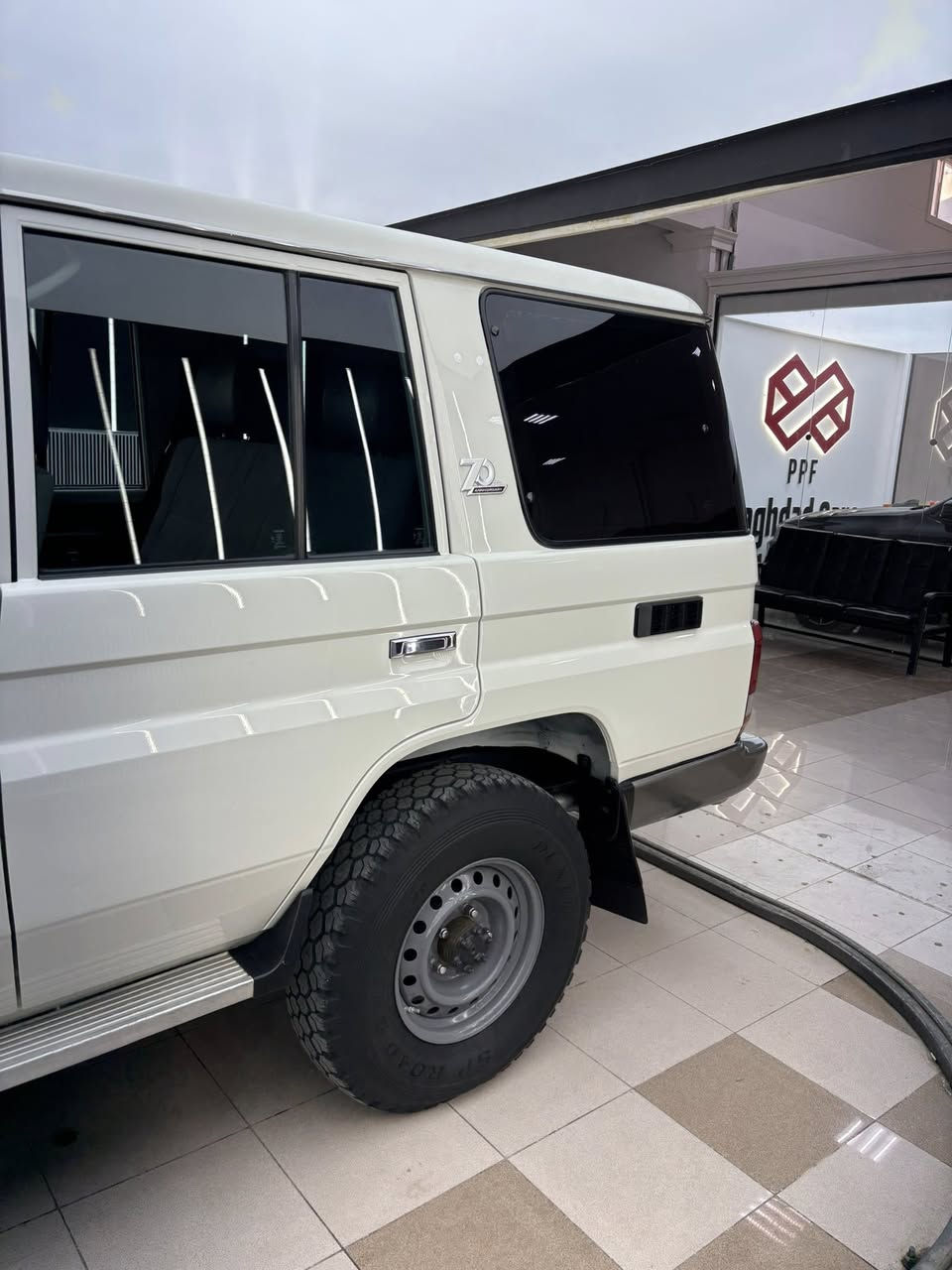 السلام عليكم 
لاندكروزموديل٢٠١٧
محرك ديزل كاز
١٠٨كم كفالة عامة
***********
