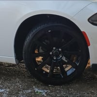 ويل جارجر للبيع مع تايرات كامل جديد السعر ٤$ ورقات الاتصال 07710017202