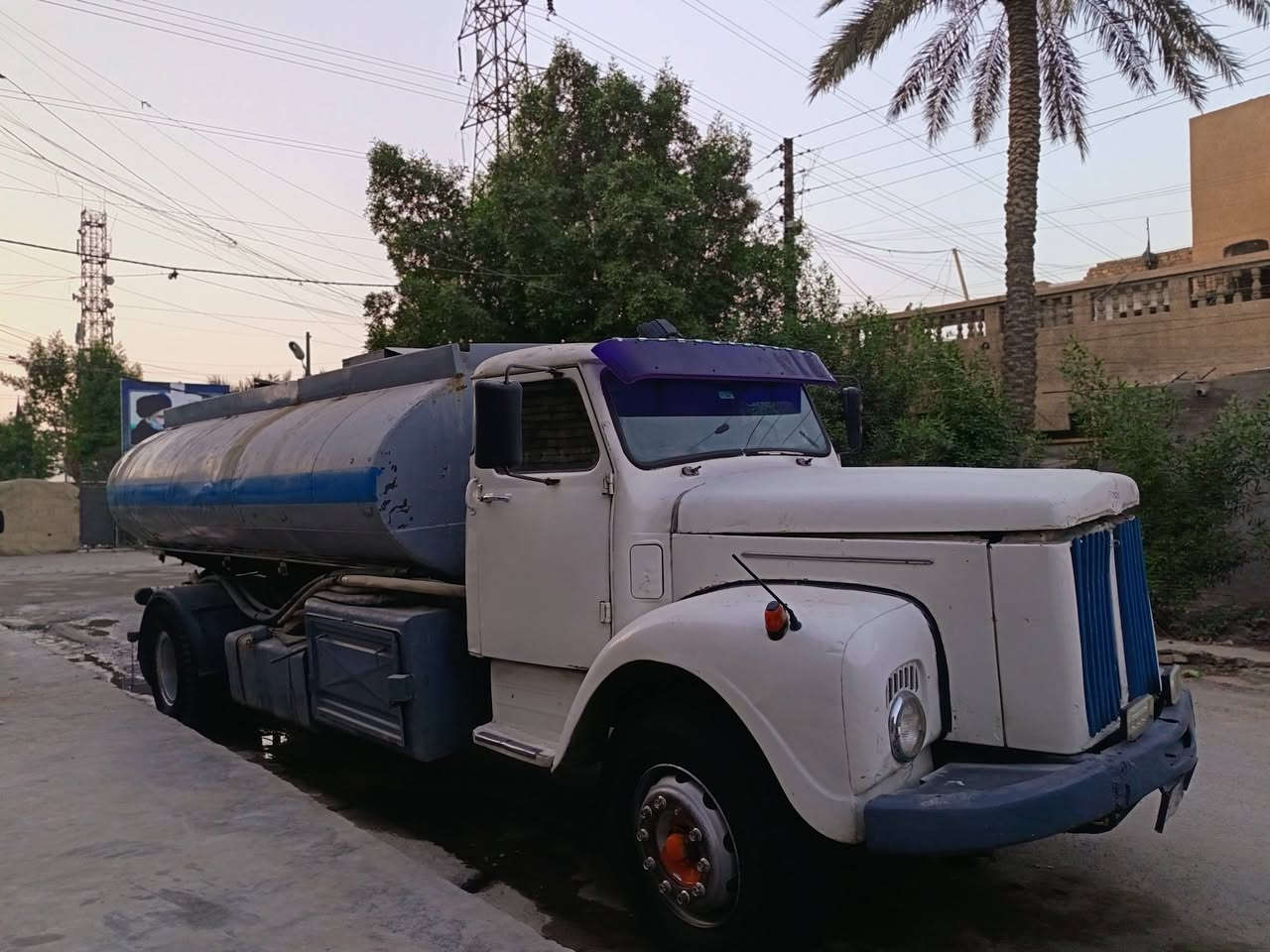 السلام عليكم
للبيع سكانيه 111 رقم دولي الجديد 
حوضيه ماء 

الاستفسار على هاذه الرقم *********** 

وموجود خاص
