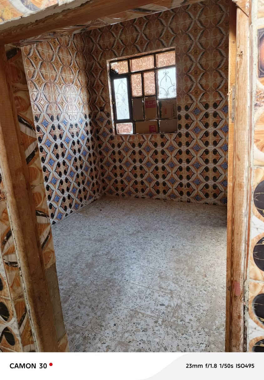 بيت للايجار50م حي النداء نهاية شارع المكاتب بمنطقه59قرب جامع امناء الرحمن للتواصل ***********
