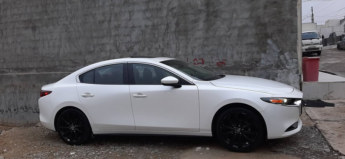 مازدا ٢٠٢١  فول مواسەفات
بە  نرخی زۆر هەرزان 
مەکینە ٥'٢ بێ تۆربۆو دەبڵ کەسل نیه
دوبەسمەی شەریکەی لەگەڵە
بێ بۆیاخ
٦٨٠٠ کیلۆمەنر ڕۆشتوە
JM1BPACL8M1307402
*********** السليمانية, العراق
