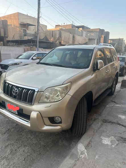 برادو 2011
مكينه 2700

4سلندر 

فور ويل 

ماشيه 270 قابل للزيادة

محرك وكير وتبريد كفالة  

بارد شويه بالباب جهة السكن وباب صبغ خلف السائق بسبب شخط بدراجة وبيها جراد بالبنيد  

حداديه جديده

السيارة مابيها اي نقص وكلشي بيها شغال وبلادي 

Txl

رقم بصرة مشروع وطني تحويل اي محافظة  

شرط التحويل 

مكاني بغداد المنصور 

سعرها مناسب كلش ١٩٠ وبيه مجال كلش بسيط
***********
