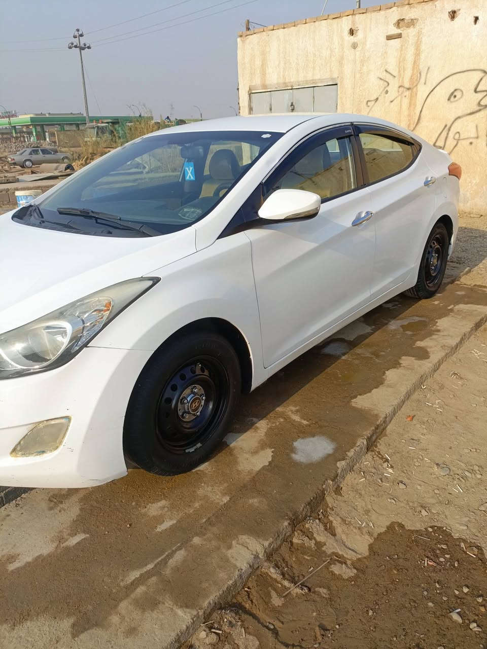 سلام عليكم نترأ 14 خليجي مكينه 1600 لعنوان العمار السعر 115وبيه مجال  ***********
