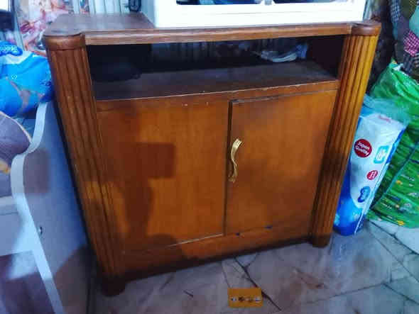 غرفه ميز مرايه جربايه كنتور تزكام ب650
وبيها مجال *********** عمارة
