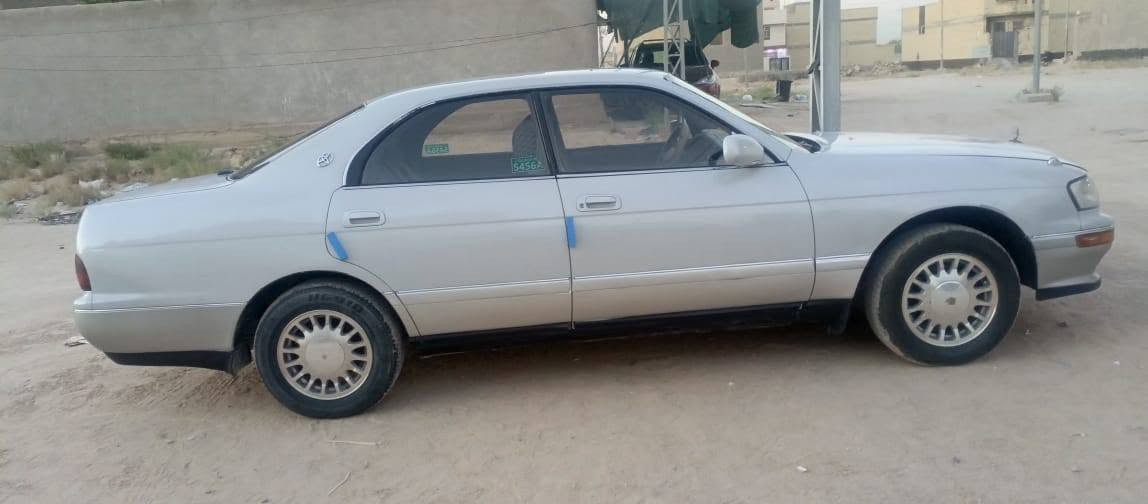 السلام عليكم
بطه متصل 92 كفاله عامه

كير مكينه حداديه جديده

التبريد نقص كمبريسر

تخم تاير جديد 

دشبول راس الثور 

كهربائيات جاهزه للأخير 

السياره مال جناي 

السنويه لل 2030

السعر 62 وبيها مجال للشراي
***********
