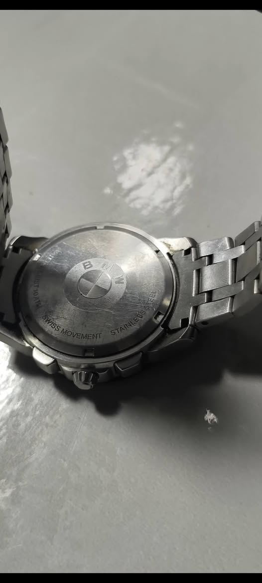 ⌚ ساعة BMW Chronograph
🔹 مكينة ETA سويسرية
🔹 4 أحجار
🔹 وظيفة كرونوغراف
🔹 قطر 43 ملم
🔹 سير معدني مع قفل فراشة
🔹 تنفيذ أنيق وجودة عالية
💰 السعر: 150 ألف دينار عراقي
📦 يتوفر توصيل لجميع المحافظات


**إذا كنت صاحب هذا الإعلان وتريد حذفه لأي سبب، رجاءا أرسل رسالة إلى الدعم الفني**
