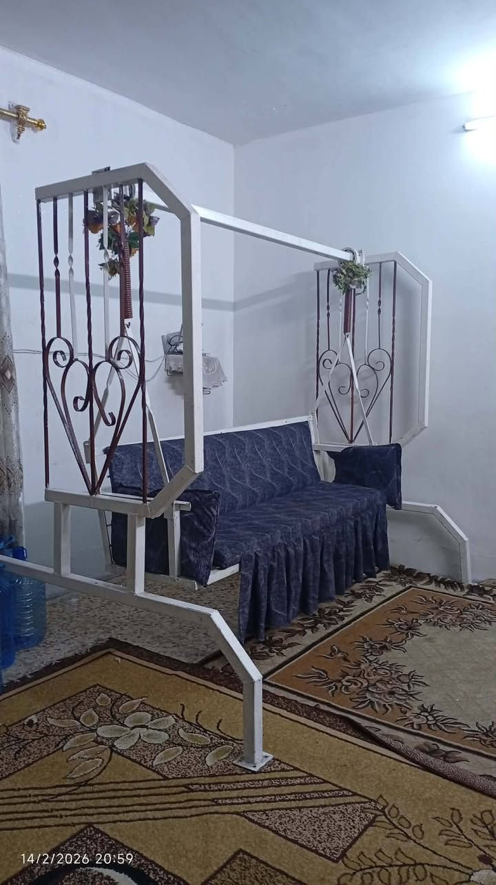 ديديه للبيع درجه اولى حديد ثقيل السعر 350
***********
