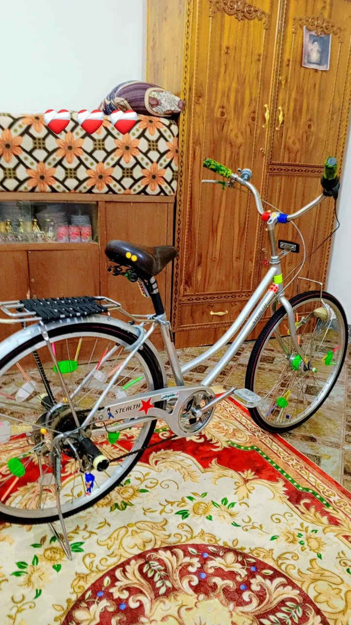 سـلآم عـلـيـگم شباب باسكل البيـع نضيـف كلـش نضـآفه90/100مديل 2015 مكاني واسط صويره سعـر 110وبي مجال الانتصال ***********
