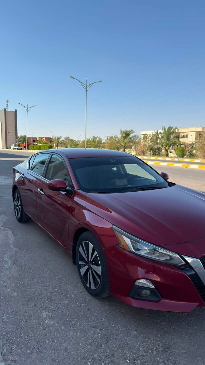 نيسان التيما 2022 AWD
مواصفات SV فول عدا فتحة سقف 
ضرر كلين فقط الدعامية بدون قطرة صبغ بدون دواخل بدون ايرباك
ماشيه 55M لون كرزي 
محرك 4 سلندر 2500
نظام صوتي نقي 
شاشة وسطية Touch Screen 
كاميرا خلفية ورادرات امامي خلفي 
تنبيه خروج عن المسار ومثبت سرعة
بصمة تشغيل عن بعد وباقي المواصفات معروفه
تايرات وبطارية جديدة 
رقمها سليمانية وسنوية جديدة بأسمي كاملة

1N4BL4DW0NN382925
سعر 155 وبيها مجال وتدلل
عنوان تكريت 📍
رقم هاتف ***********

