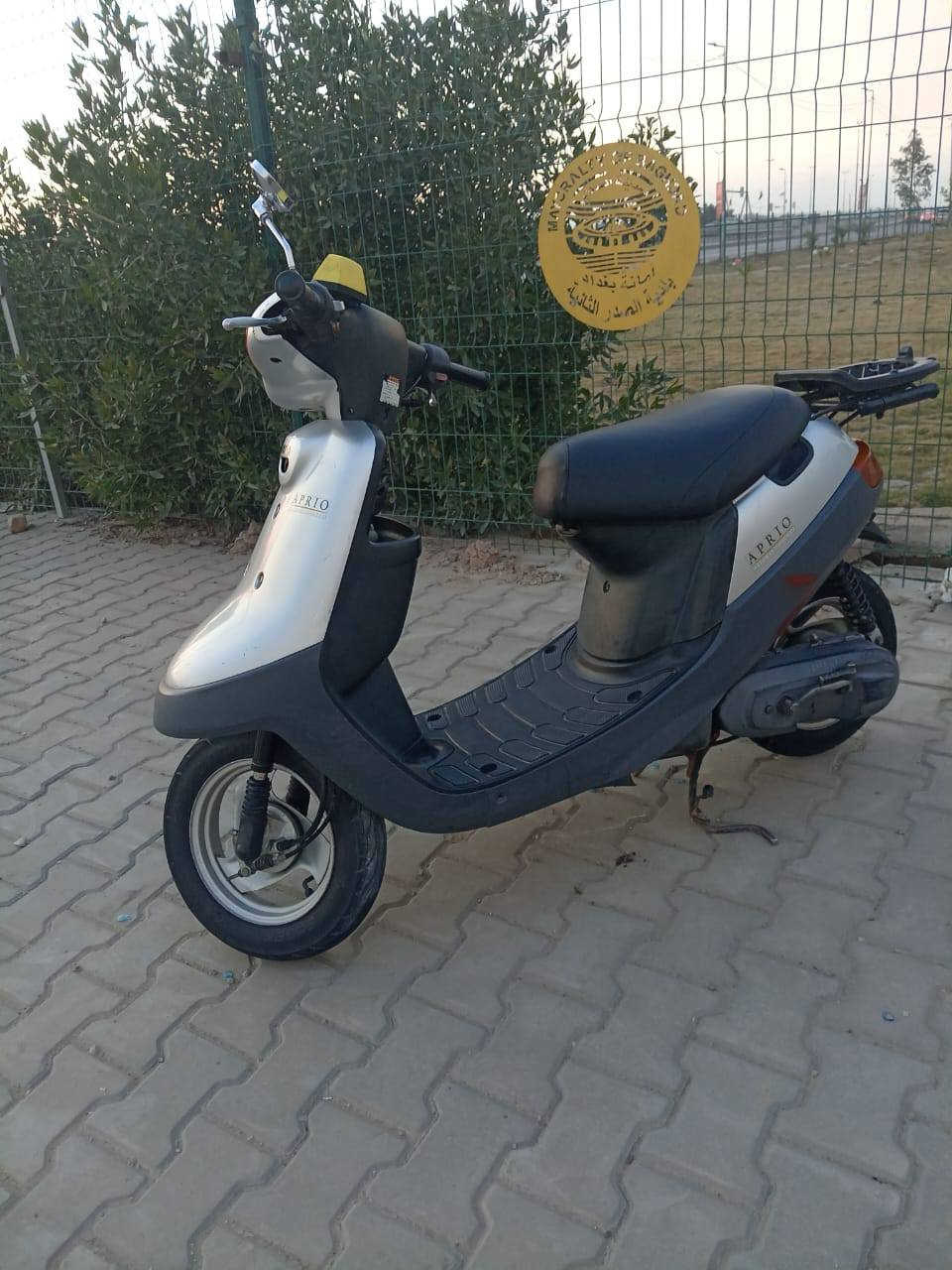 السلام عليكم دراجه بطه60 نثيه شلعه معدل دراجه جديده بمعنه الكلمه بعدها بحاله الوكاله ماصار هواي من نزلتها رمبه مكفوله كفاله عامه ماعدا العداد الكيلومتر ما يشتغل والذيل مال بكلايت والباقي كفاله كهربائيات كلها شغاله تايرات زوج جدد كفرات بلاديه ختم واحد الدراجه ما مفتوح بيها برغي  اوراق اصوليه رقمي ( ***********))
اتصل وبخدمتك 
سعر الدراجه (650) وبيها مجال
